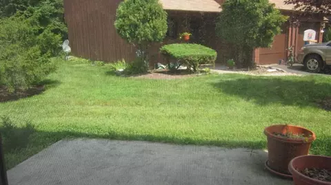 2 Palm Ct, Edison, NJ 08820 photo 5
