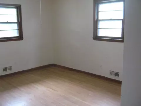 306 Arnold Ave, North Plainfield, NJ 07063 photo 9