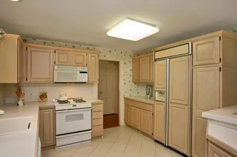 16 Brook Ct, Summit, NJ 07901 photo 8