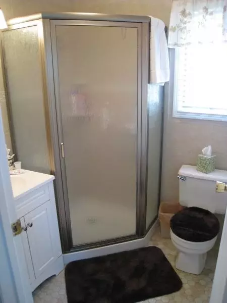 395 Berkeley Ave, Bloomfield, NJ 07003 photo 9