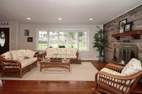 417 Timber Dr, Berkeley Heights, NJ 07922 photo 3