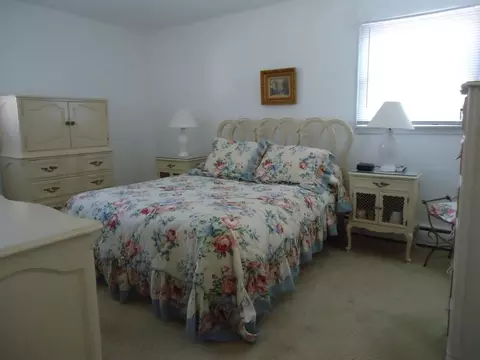 52 Lench Ave, Edison, NJ 08820 photo 9