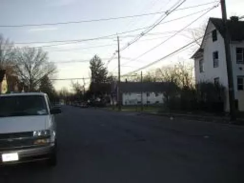 684 W 3rd St, Plainfield, NJ 07060 photo 2