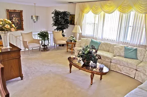 19 Mayfair Dr, Wayne, NJ 07470 photo 5