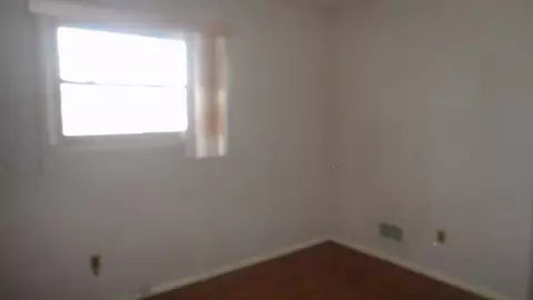 308 Harris Ave, Middlesex, NJ 08846 photo 9