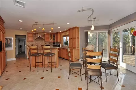 86 Robin Hood Way, Wayne, NJ 07470 photo 6