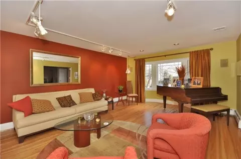 86 Robin Hood Way, Wayne, NJ 07470 photo 3
