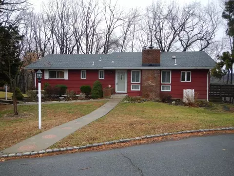 9 Michael Ct, Dover, NJ 07801 photo 1
