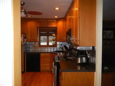 9 Michael Ct, Dover, NJ 07801 photo 5