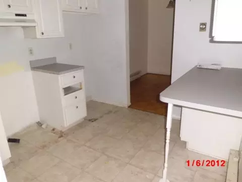 9 Hillside Ct, Clinton, NJ 08809 photo 4