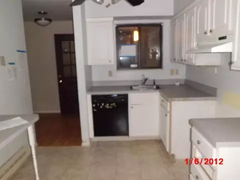 9 Hillside Ct, Clinton, NJ 08809 photo 5