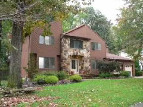 65 Hubbardton Rd, Wayne, NJ 07470 photo 1