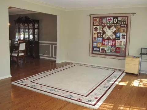 4 Vanderbilt Ct, Flemington, NJ 08822 photo 2