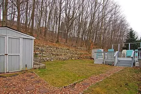 82 Highview Ter, Dover, NJ 07801 photo 23