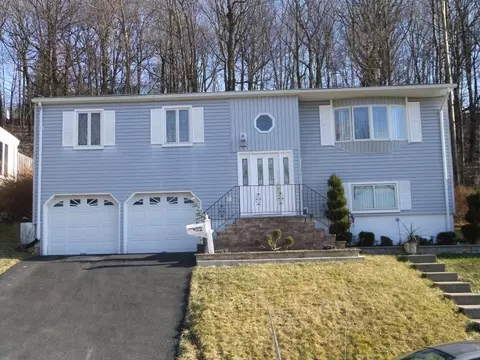 82 Highview Ter, Dover, NJ 07801 photo 21
