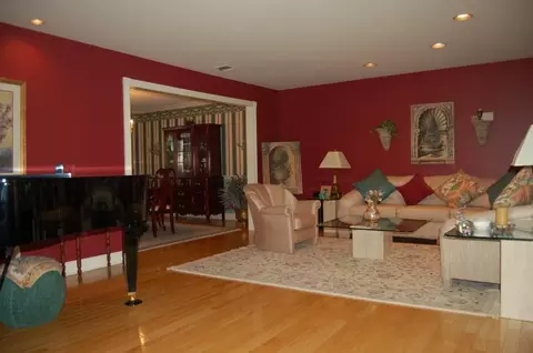 21 Candlestick Ln, Upper Saddle River, NJ 07458 photo 3