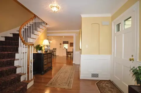 9 Colt Rd, Summit, NJ 07901 photo 2