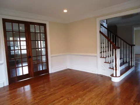 20 Berkshire Dr, Wayne, NJ 07470 photo 2