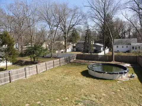 645 Townsend Pl, North Plainfield, NJ 07063 photo 8