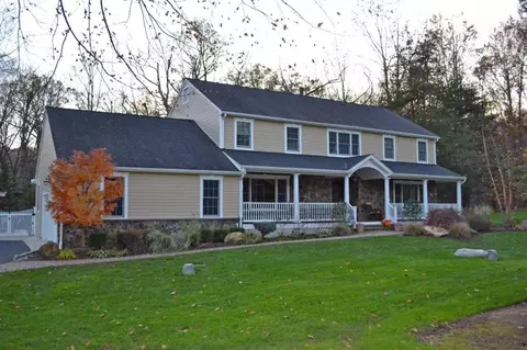 29 Mohegan Trl, Saddle River, NJ 07458 photo 1
