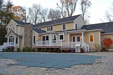 29 Mohegan Trl, Saddle River, NJ 07458 photo 13