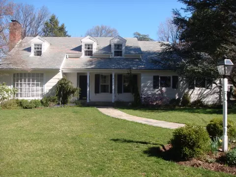 261 Exeter Way, Hillside, NJ 07205 photo 2