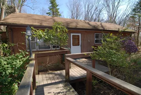 5 Birch Rd, Hackettstown, NJ 07840 photo 1