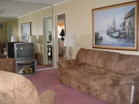 449 Riverside Dr, Wayne, NJ 07470 photo 3