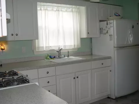 449 Riverside Dr, Wayne, NJ 07470 photo 5