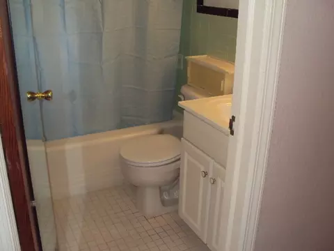 203 Harris Ave, Middlesex, NJ 08846 photo 7