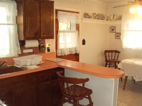 203 Harris Ave, Middlesex, NJ 08846 photo 4