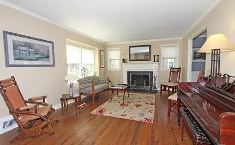 30 Springbrook Rd, Springfield, NJ 07081 photo 2