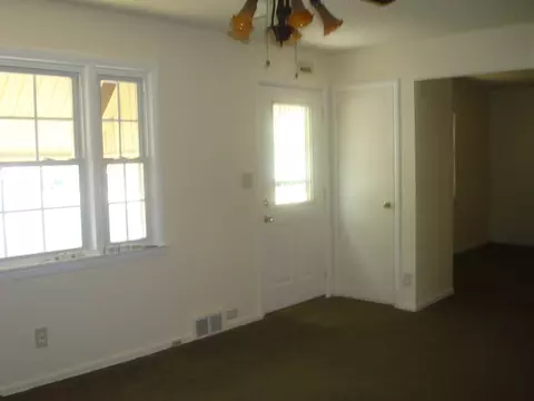 9 Ash Rd, Edison, NJ 08817 photo 5