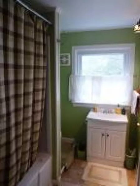 160 Mohawk Trl, Wayne, NJ 07470 photo 9
