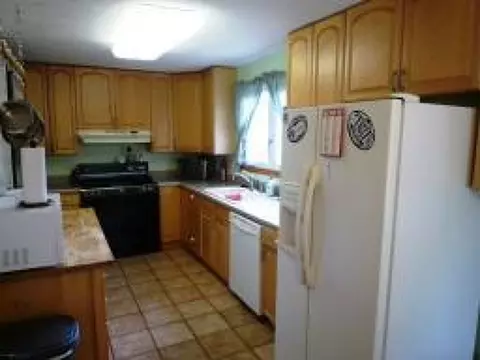 160 Mohawk Trl, Wayne, NJ 07470 photo 3