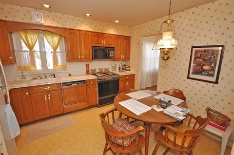 19 Tuxedo Dr, Wayne, NJ 07470 photo 5