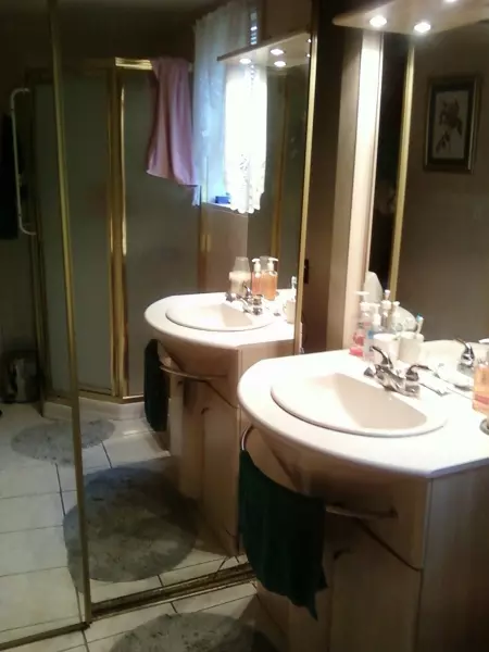 613 Old Post Rd, Edison, NJ 08817 photo 4