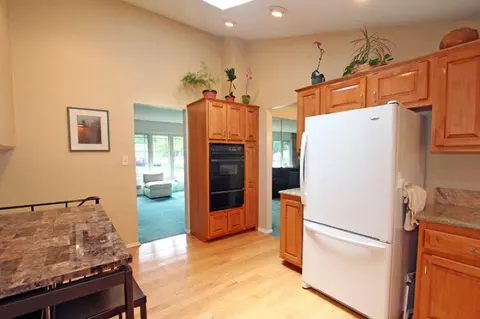 4 Andre Dr, Succasunna, NJ 07876 photo 4