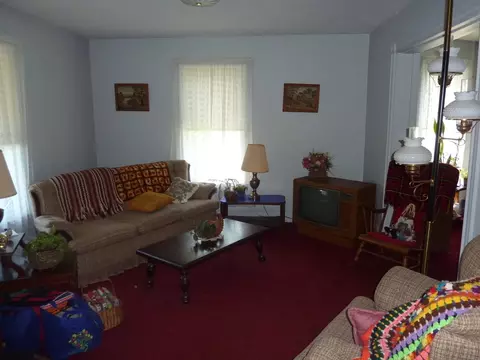 135 E Prospect St, Hackettstown, NJ 07840 photo 4