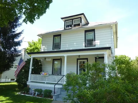 135 E Prospect St, Hackettstown, NJ 07840 photo 1