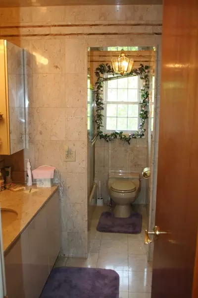 1 Oxford Ct, Paramus, NJ 07652 photo 10
