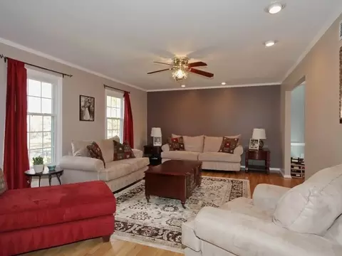 165 Maple Ave, Berkeley Heights, NJ 07922 photo 3