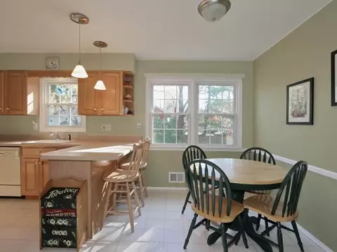165 Maple Ave, Berkeley Heights, NJ 07922 photo 6