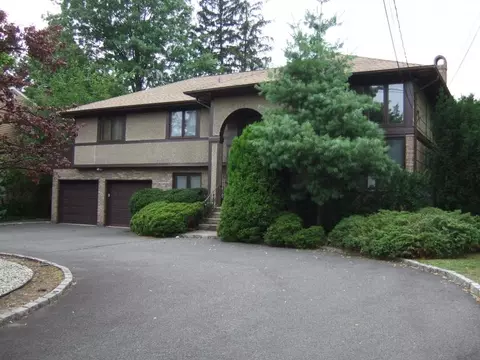 828 Mountain Ave, Springfield, NJ 07081 photo 1