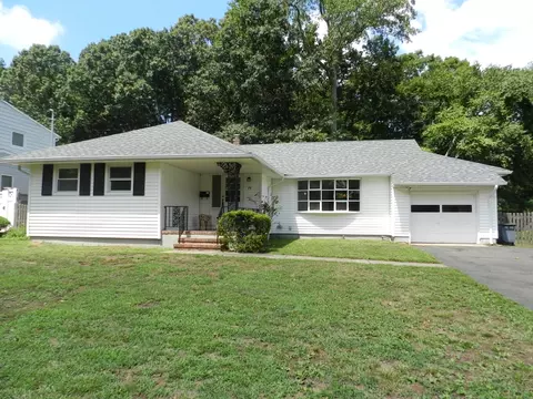 29 Laurel Dr, Springfield, NJ 07081 photo 1