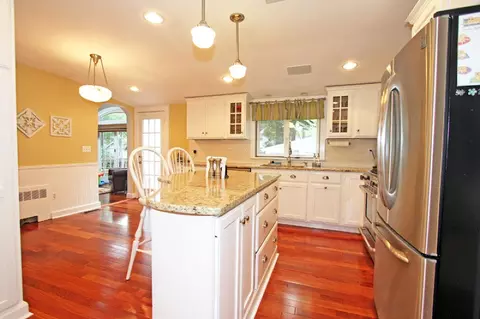 23 S Mountain Rd, Millburn, NJ 07041 photo 7