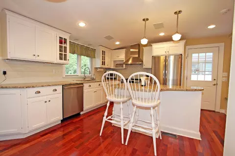 23 S Mountain Rd, Millburn, NJ 07041 photo 8