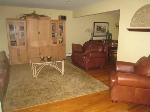 64 Seneca Trl, Wayne, NJ 07470 photo 5