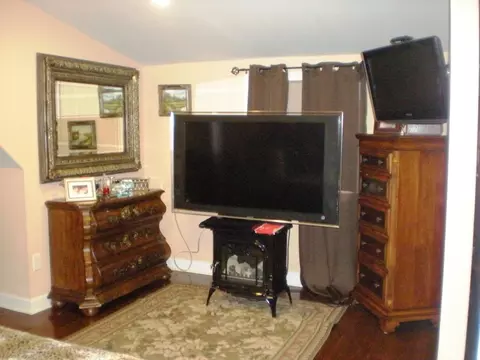 1646 Earl St, Union, NJ 07083 photo 7