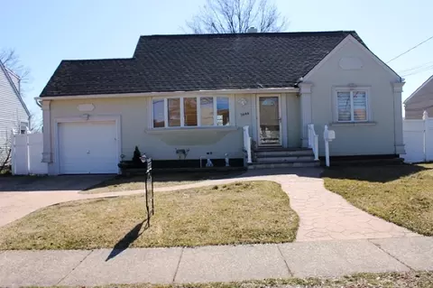 1646 Earl St, Union, NJ 07083 photo 1